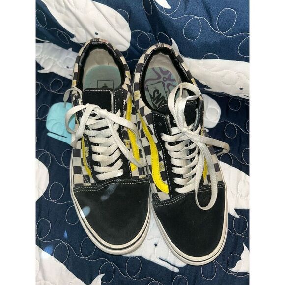 Vans x SpongeBob Old Skool Unisex Sneakers Black Checkered Casual - Picture 2 of 8